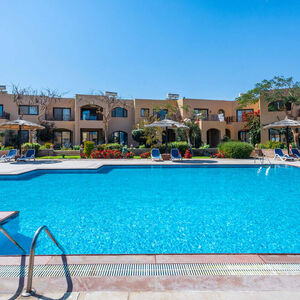 LUXURY BEACHFRONT INVESTMENT IN HURGHADA &ndash; LIMITED UNITS AVA