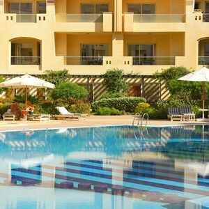 Ready 1BR Apartment | Pool View | Hurghada