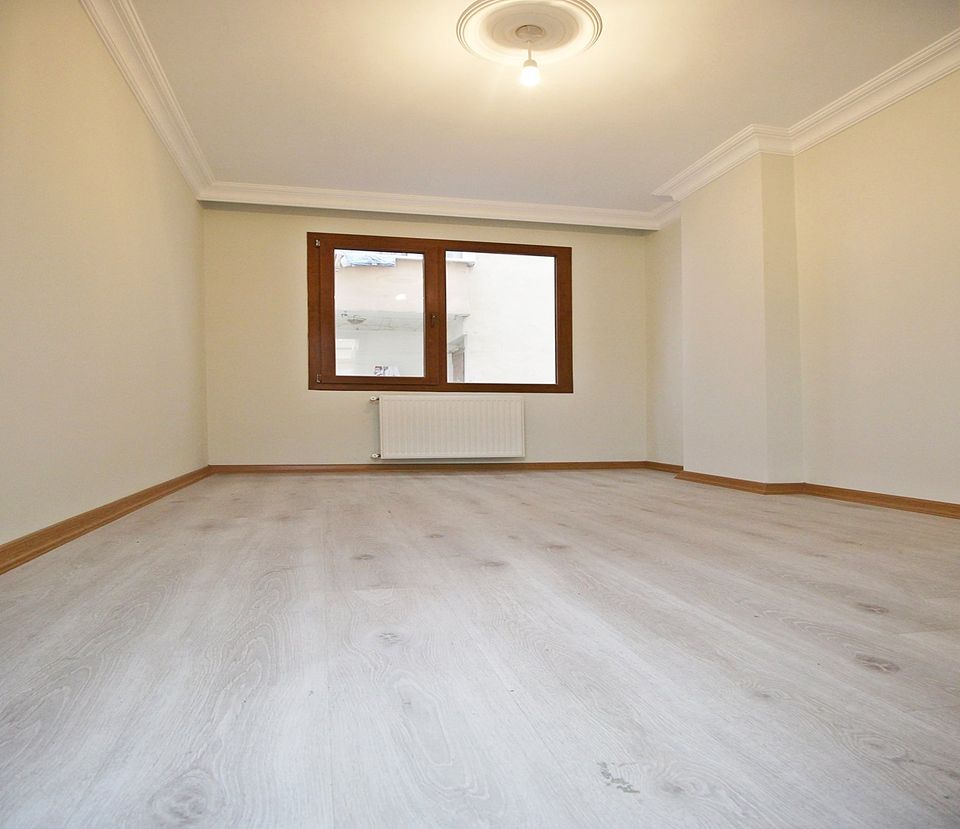 2+1 Apartment For Sale In Istanbul (Turkey, Istanbul, Esenyurt