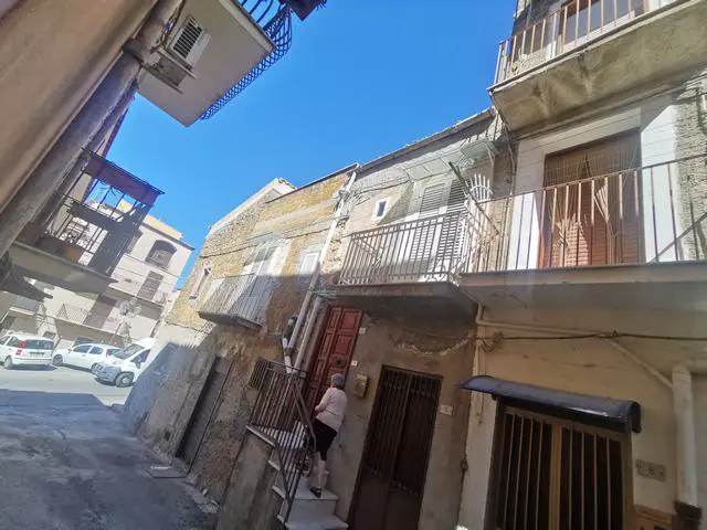 Panoramic Townhouse in Sicily - Casa Vaccaro Via Caltagirone (Italy ...